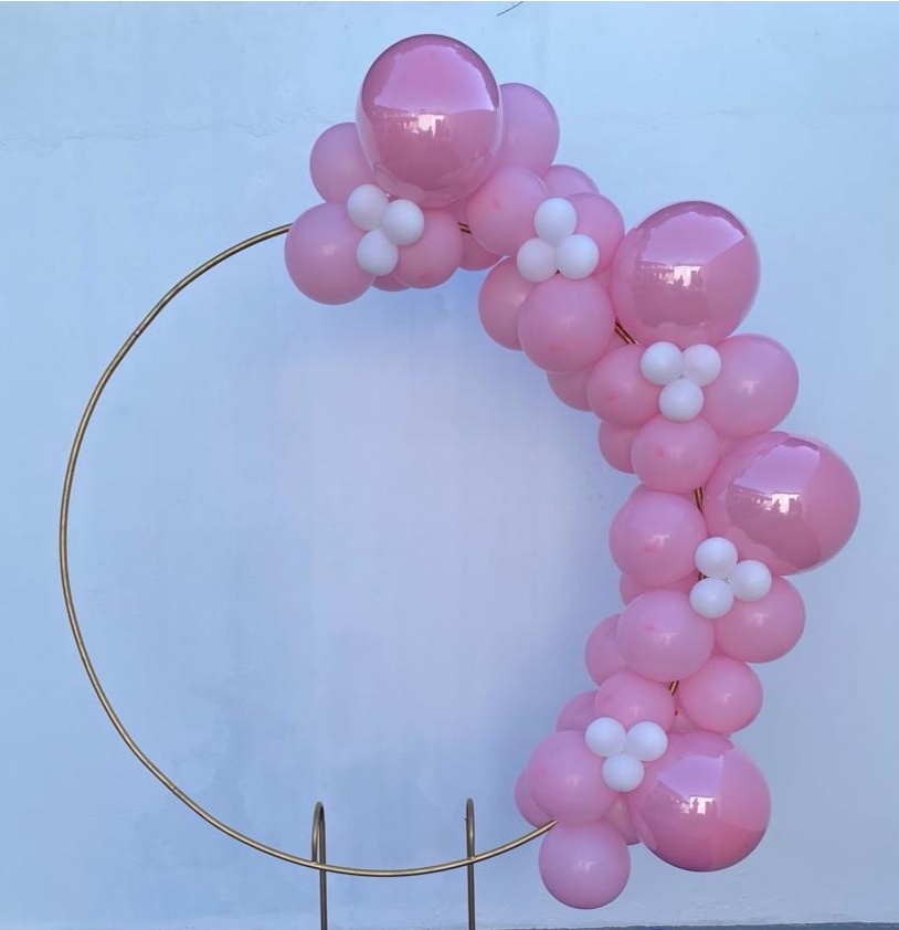 Arco de Balões (Organico) 16 E 9 Rosa Claro, 5 Branco (Princesa-Macha) - Tamires Pegue e Monte Uberaba