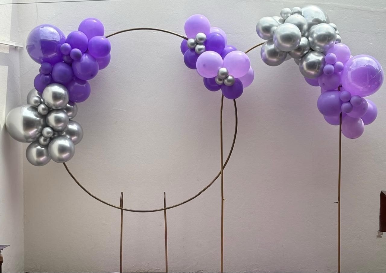 Arco de Balão (Roxo E Prata Metalizado) Trios Roxo E Prata Metalizado - Tamires Pegue e Monte Uberaba