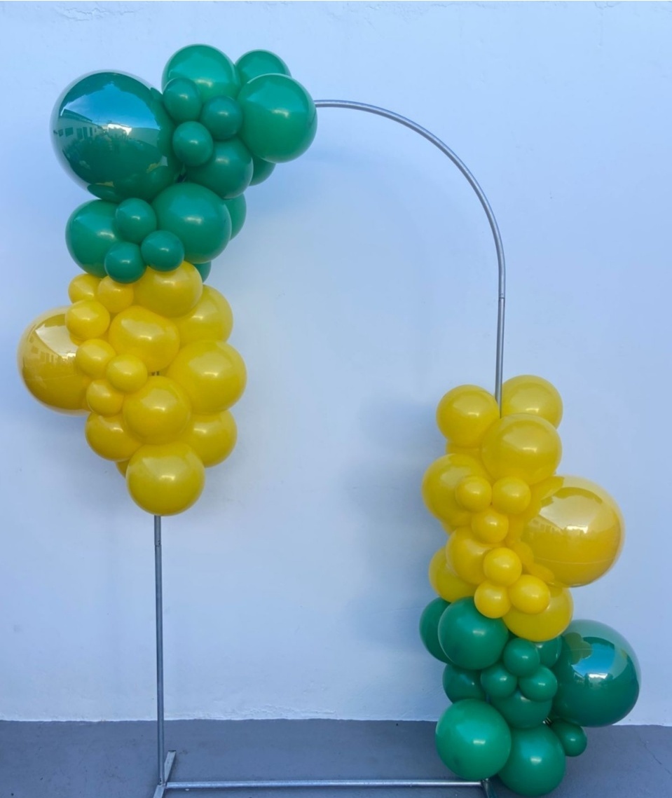 Arco de Balões (Organico Em Blocos Duplo) 16, 9 E 5 Verde Bandeira E Amarelo (Brasil) - Tamires Pegue e Monte Uberaba