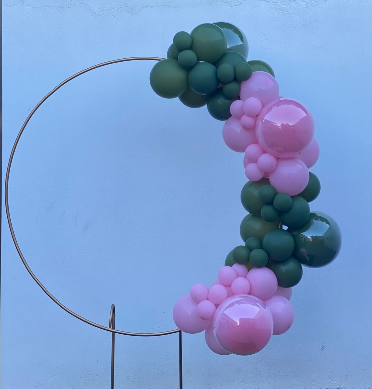 Arco de Balões (Organico Em Blocos Duplo) 16, 9 E 5 Verde Oliva E Rosa Claro (Safaré Rosa) - Tamires Pegue e Monte Uberaba