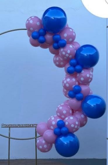 Arco de Balões (Organico Misturado E Estampado) 16 Azul Escuro, 9 Estampado Bolinha E Rosa Claro, 5 Azul Escuro - Tamires Pegue e Monte Uberaba
