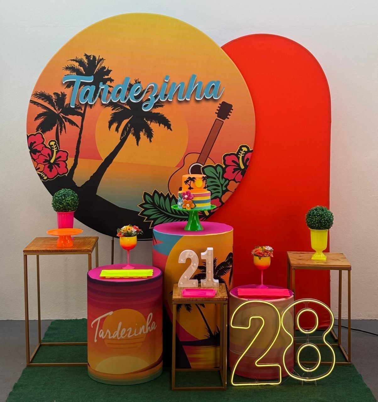 Tardizinha - Kit 3 (3 Mesinhas) - Tamires Pegue e Monte Uberaba
