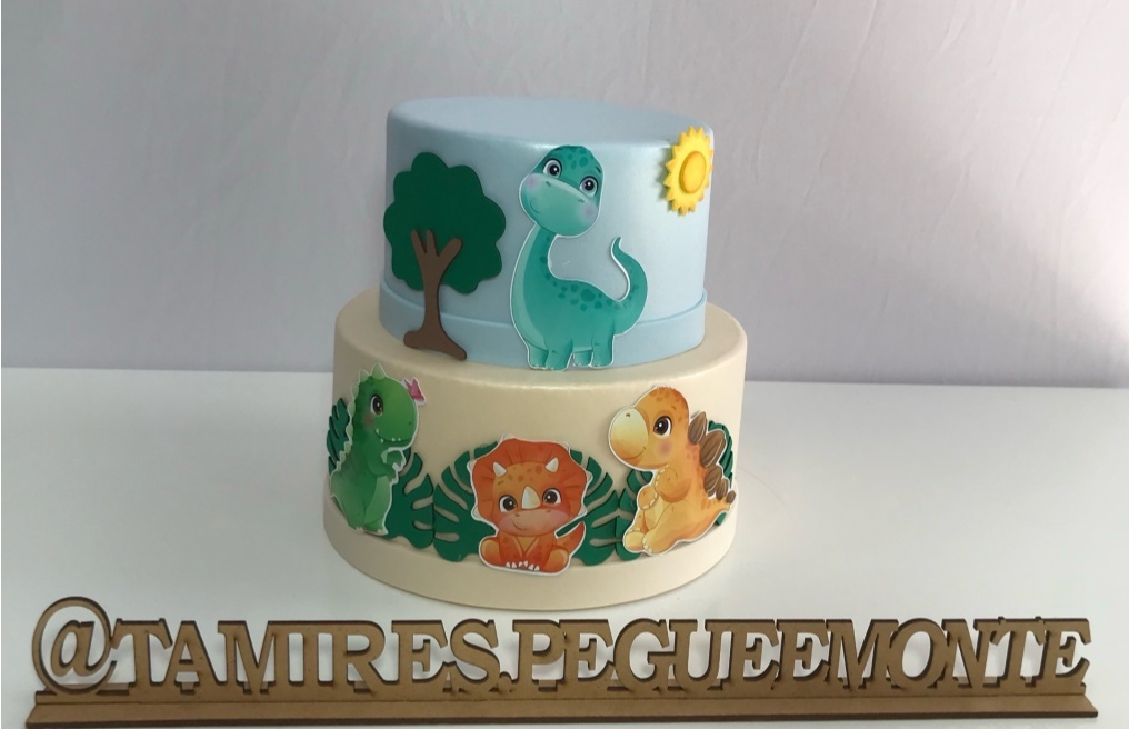 Bolo Fake - Dino Baby - Tamires Pegue e Monte Uberaba