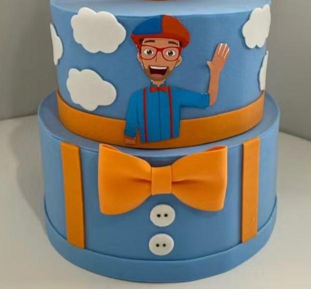 Bolo Fake - Blippi - Tamires Pegue e Monte Uberaba