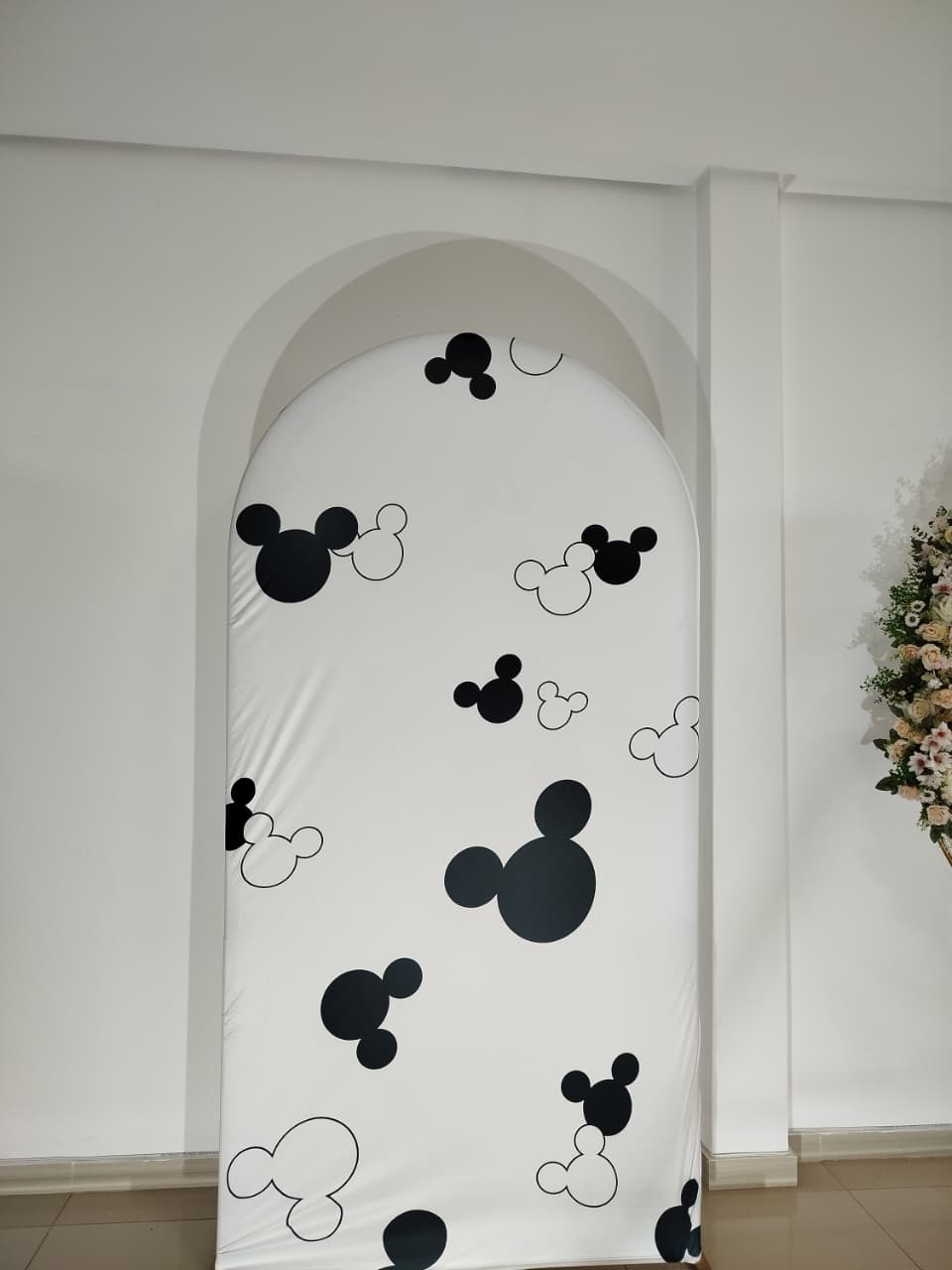 Capa Cabeça Mickey Romano 2X1 - Decoração de Mãe