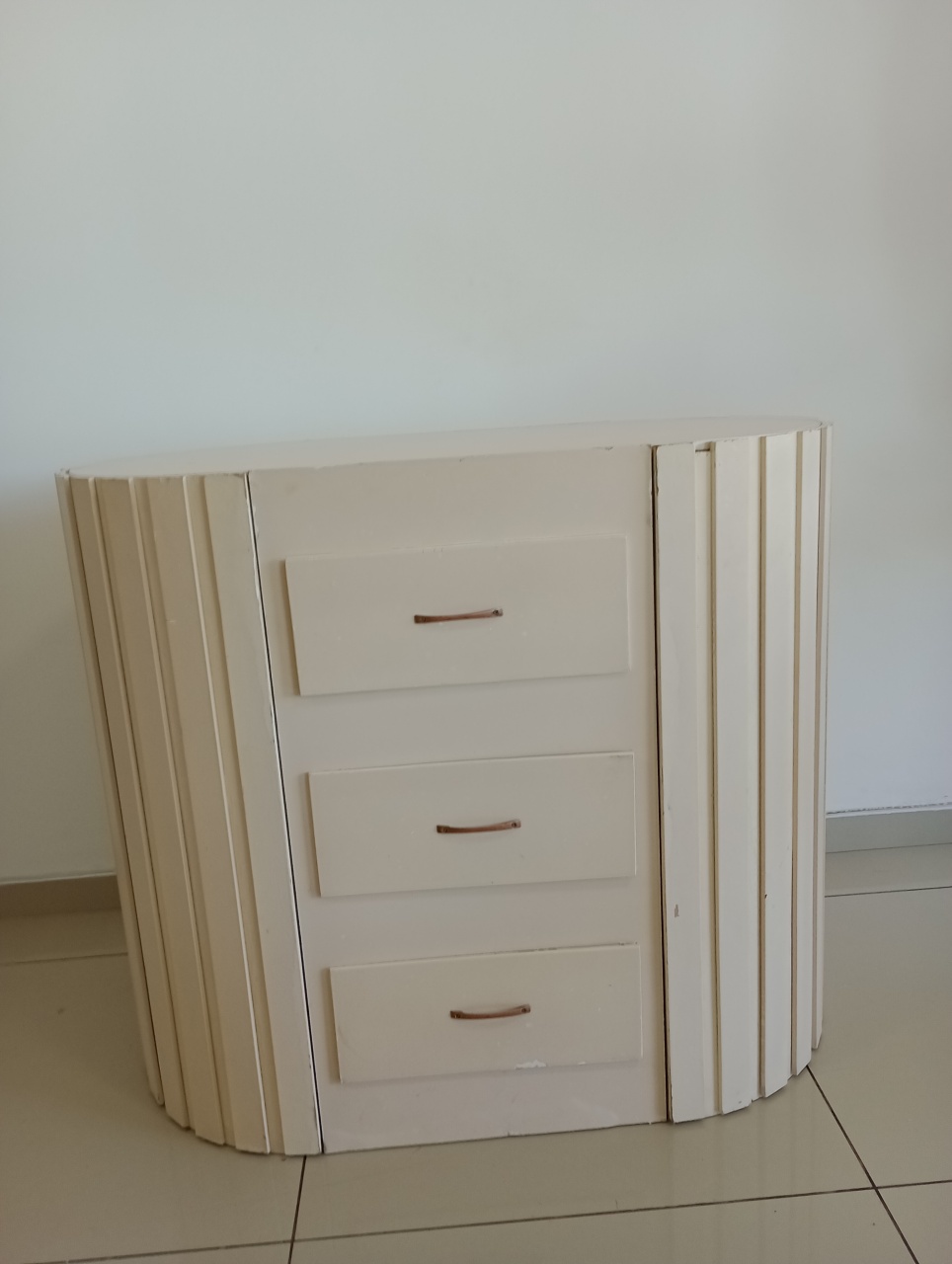 Mesa Comoda Nude - Decoração de Mãe