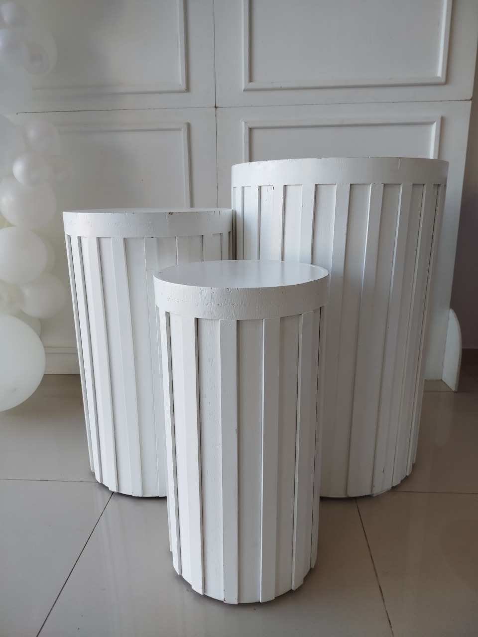 Trio Cilindro Ripado Branco - Decoração de Mãe