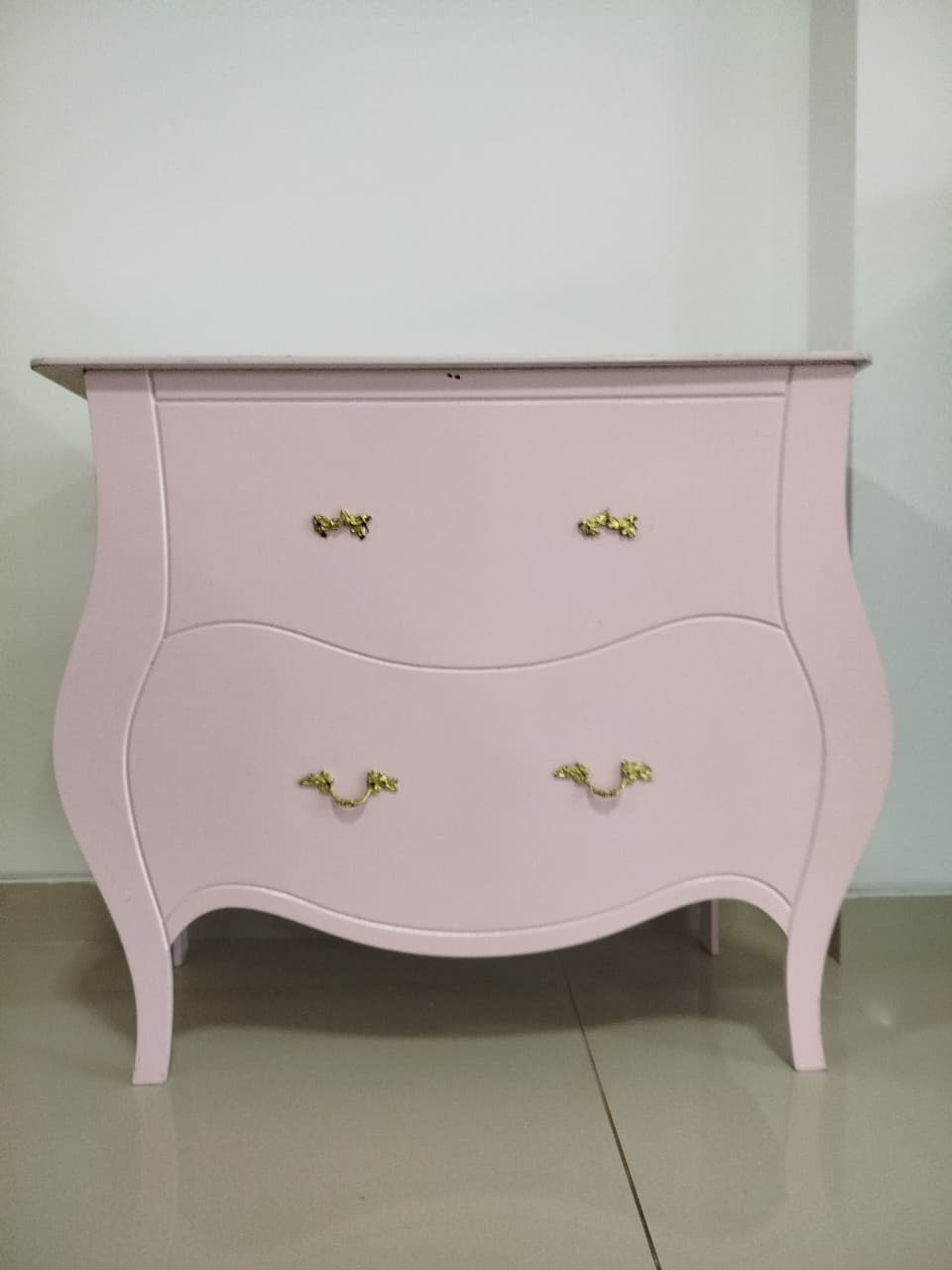 Mesa Comoda Rosa Media - Decoração de Mãe