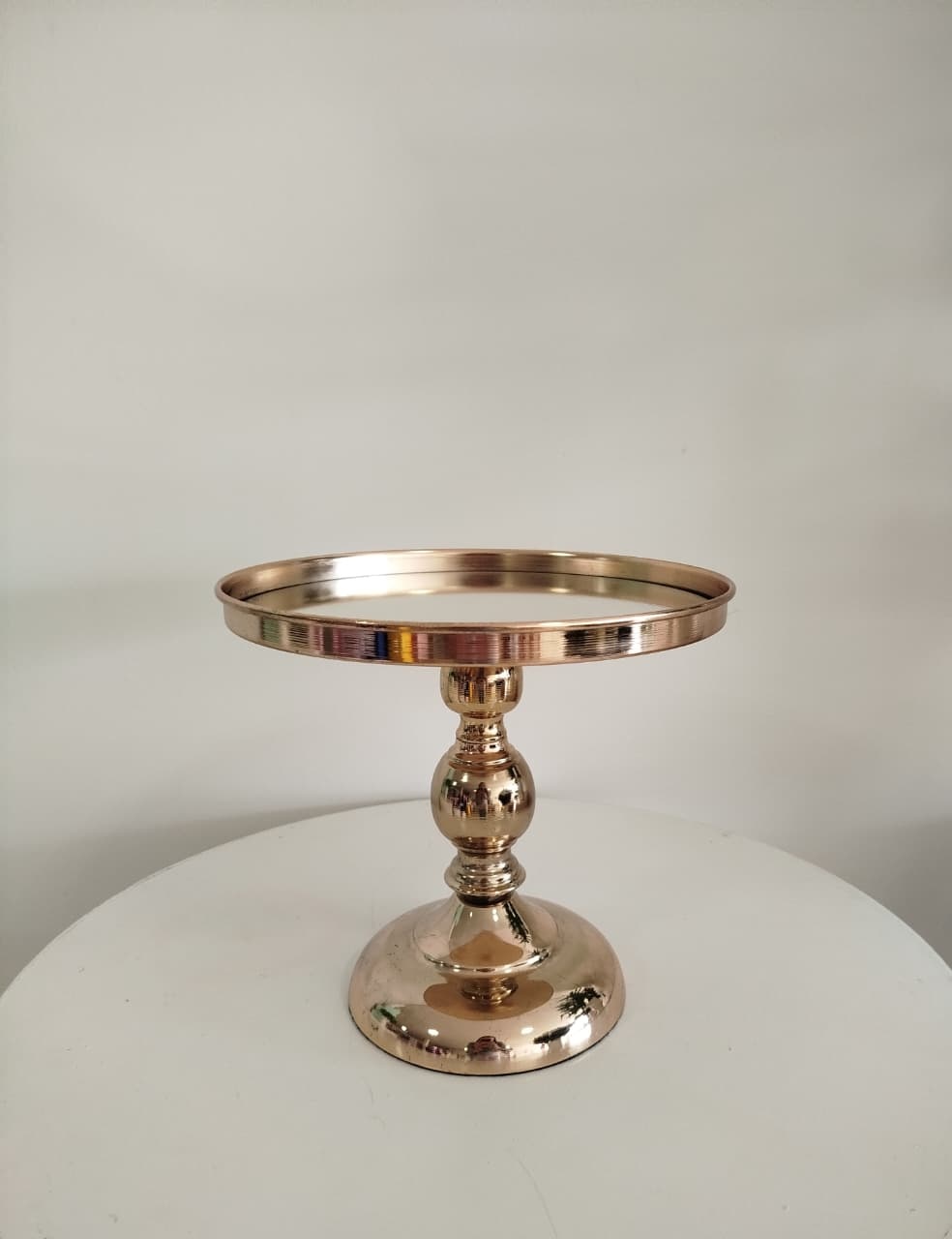 Boleira Dourada - Decoração de Mãe