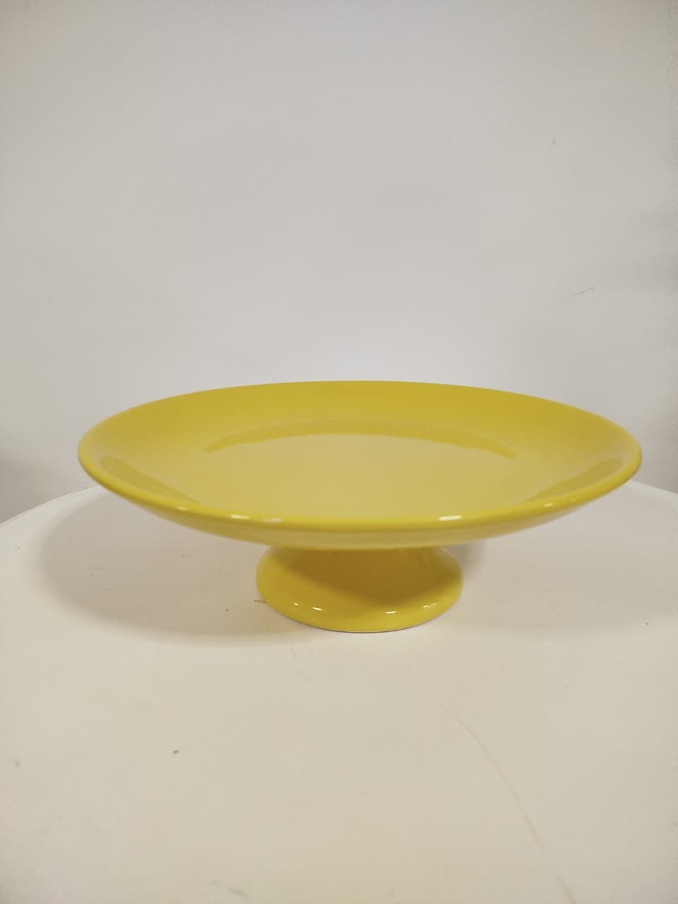 Boleira Amarela Ceramica G - Decoração de Mãe