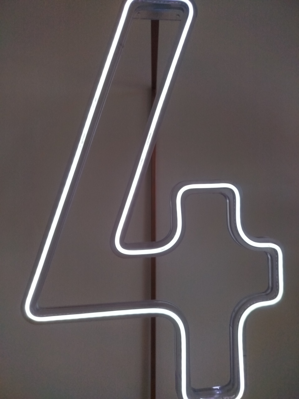 Led Numeral 4 - Decoração de Mãe