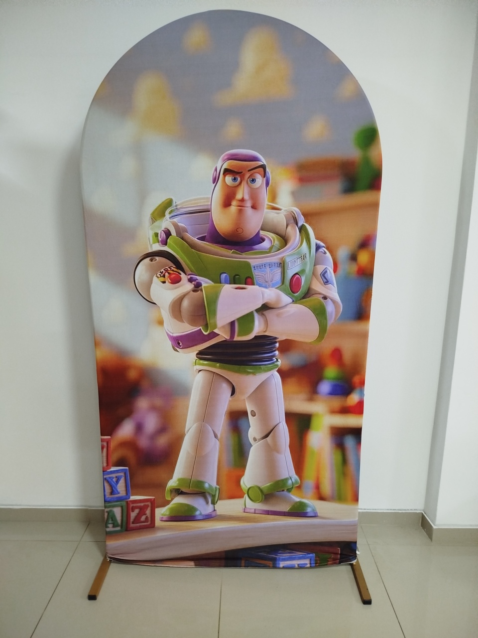 Capa Buzz Romano 2X1 - Decoração de Mãe