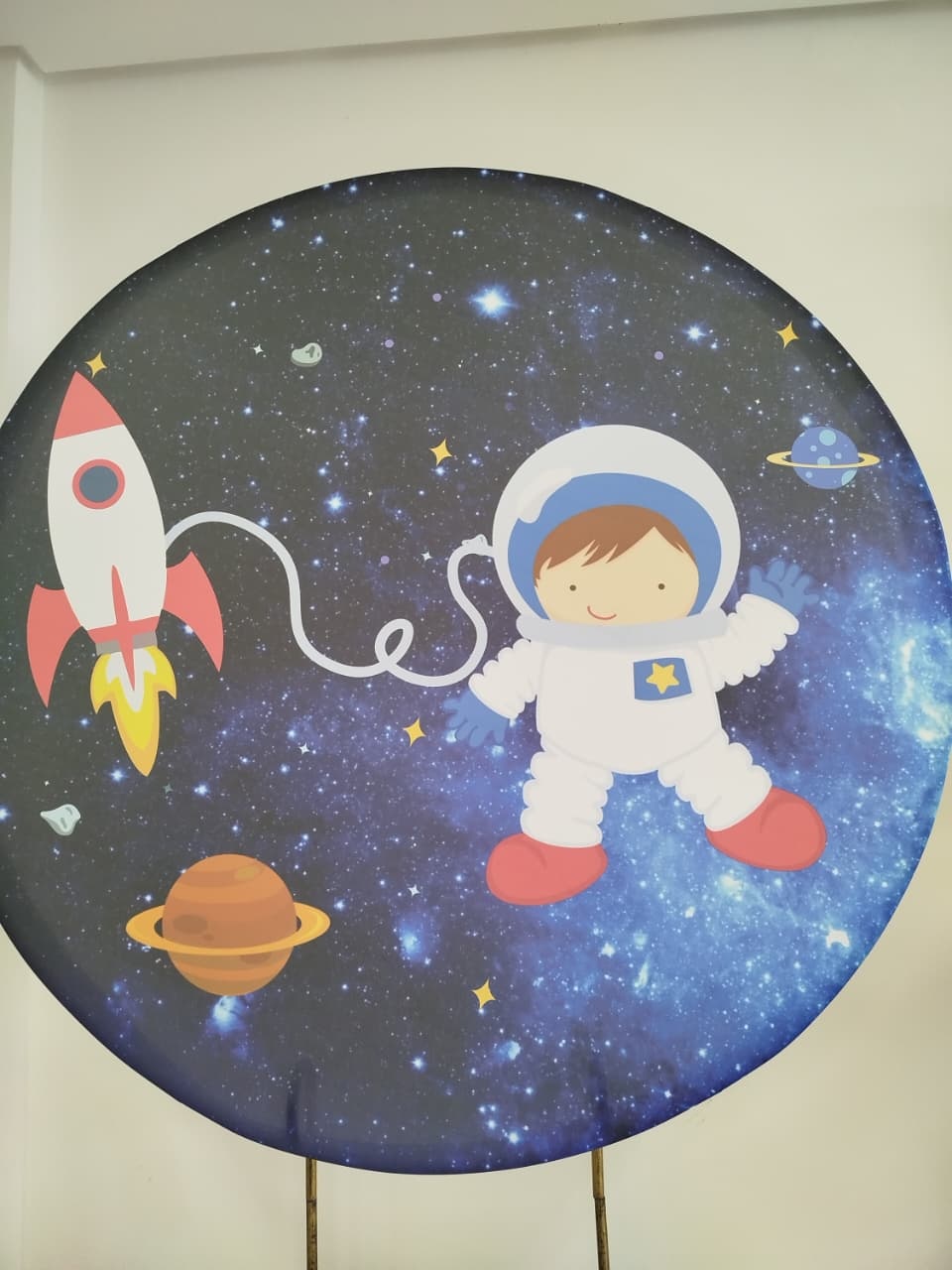 Capa Painel Redondo Astronalta - Decoração de Mãe