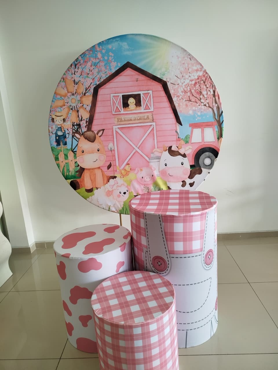 Kit Capa Painel E Capas Cilindros Fazendinha Menina - Decoração de Mãe