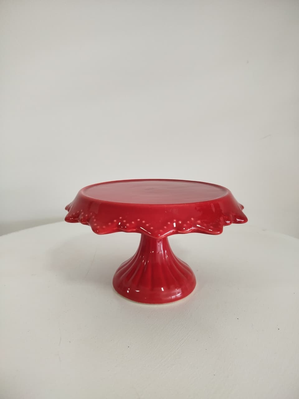 Boleira Vermelha Babado Ceramica - Decoração de Mãe