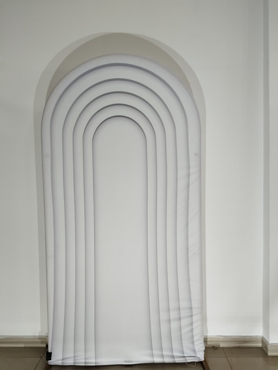 Capa Branca Portal 3D Romano 2X1 - Decoração de Mãe