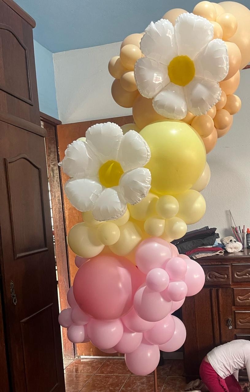 Guirlanda de Balões M - Sileni Rocha decorações