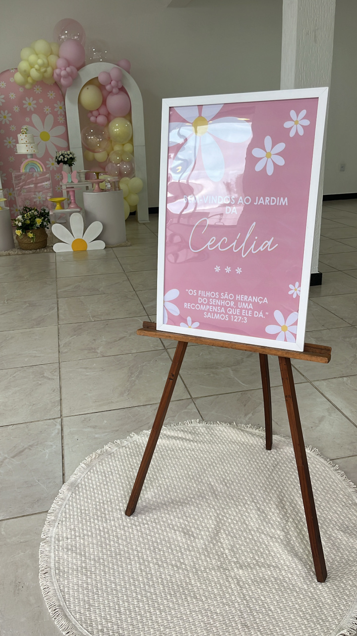 Cavalete de Madeira - Sileni Rocha decorações