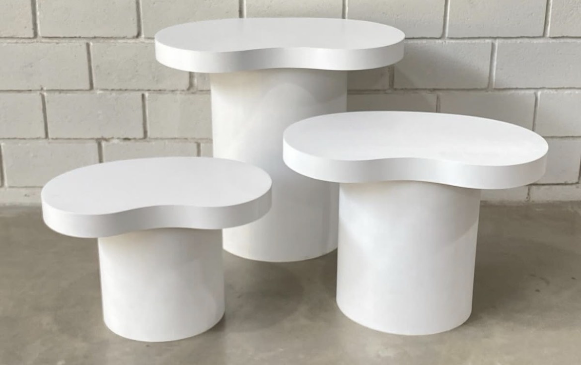 Trio de Mesas Tampo Feijão - Sileni Rocha decorações