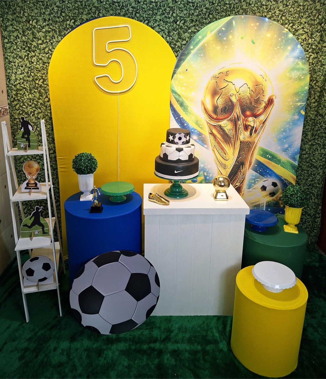 Kit Futebol Copa Do Mundo Premium - 2 Romanos - Festafy locações