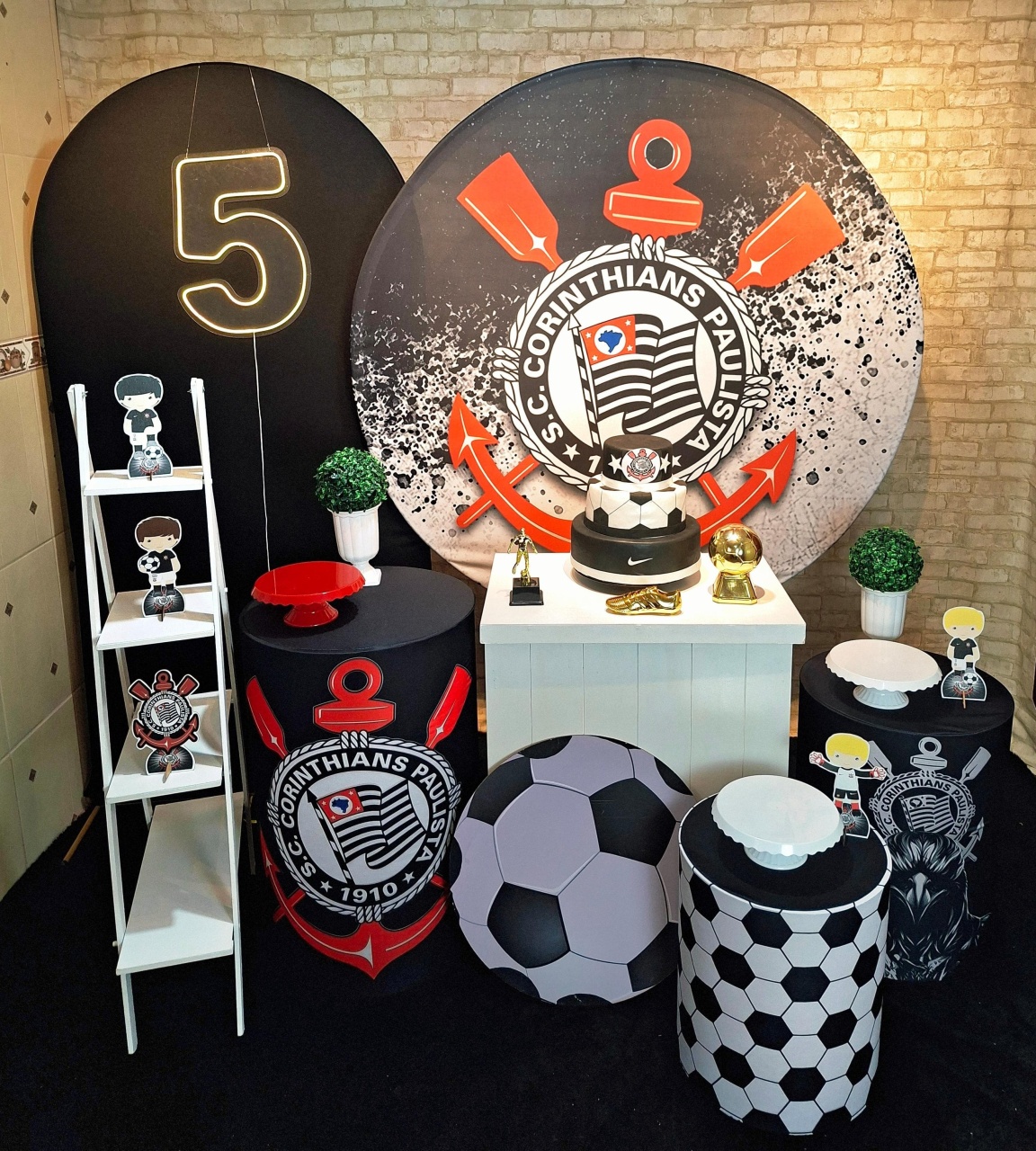Kit Corinthians Linha Premium - Com Painel Romano E Led - Festafy locações
