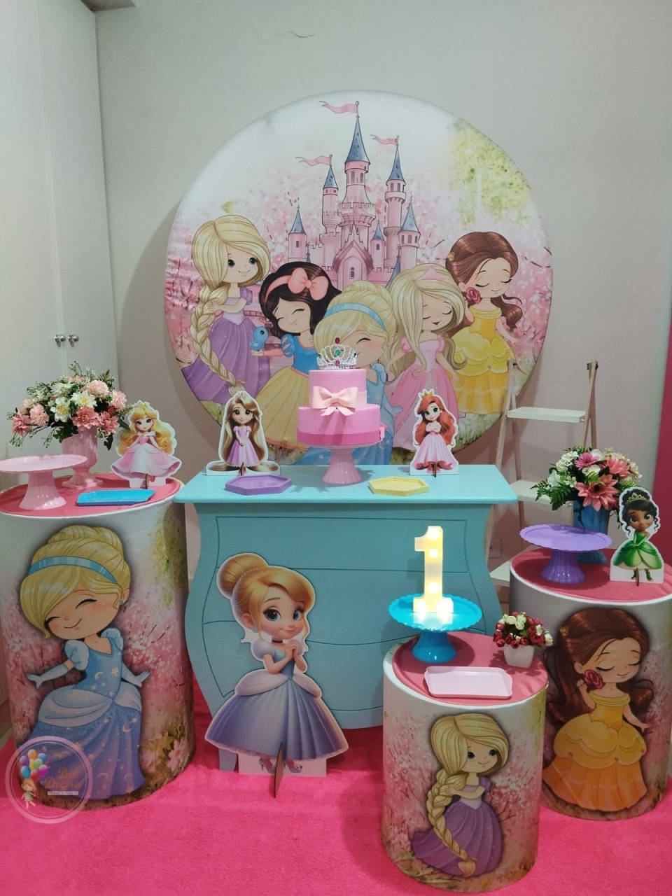 Princesas Cute - Bel Decora Pegue e Monte