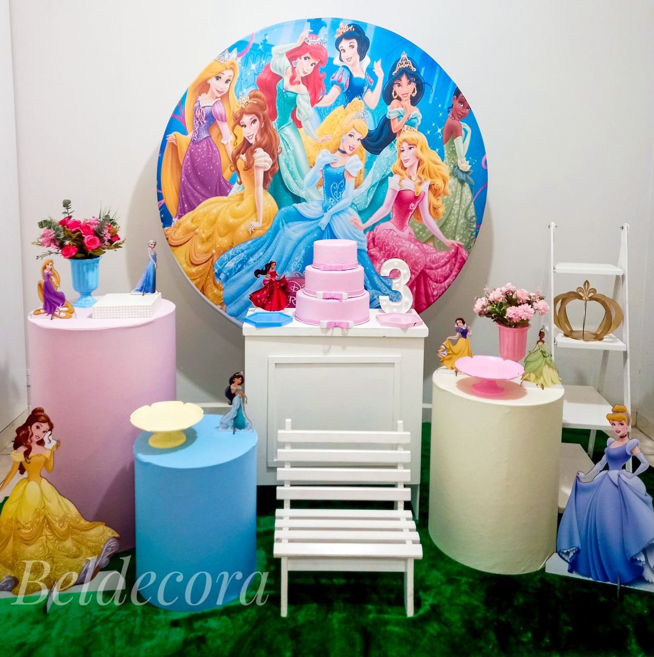 Princesas - Bel Decora Pegue e Monte