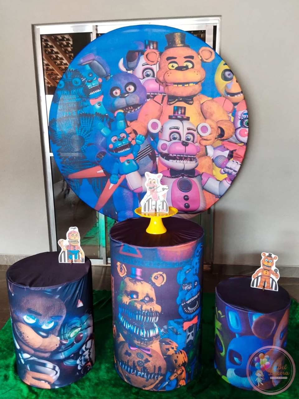 Five Nights At Freddy's Básico - Bel Decora Pegue e Monte