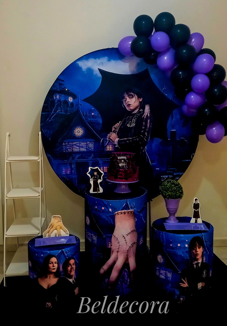Wandinha Com Escada - Bel Decora Pegue e Monte