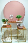 Painel Rose Com Mesas - imagem 1