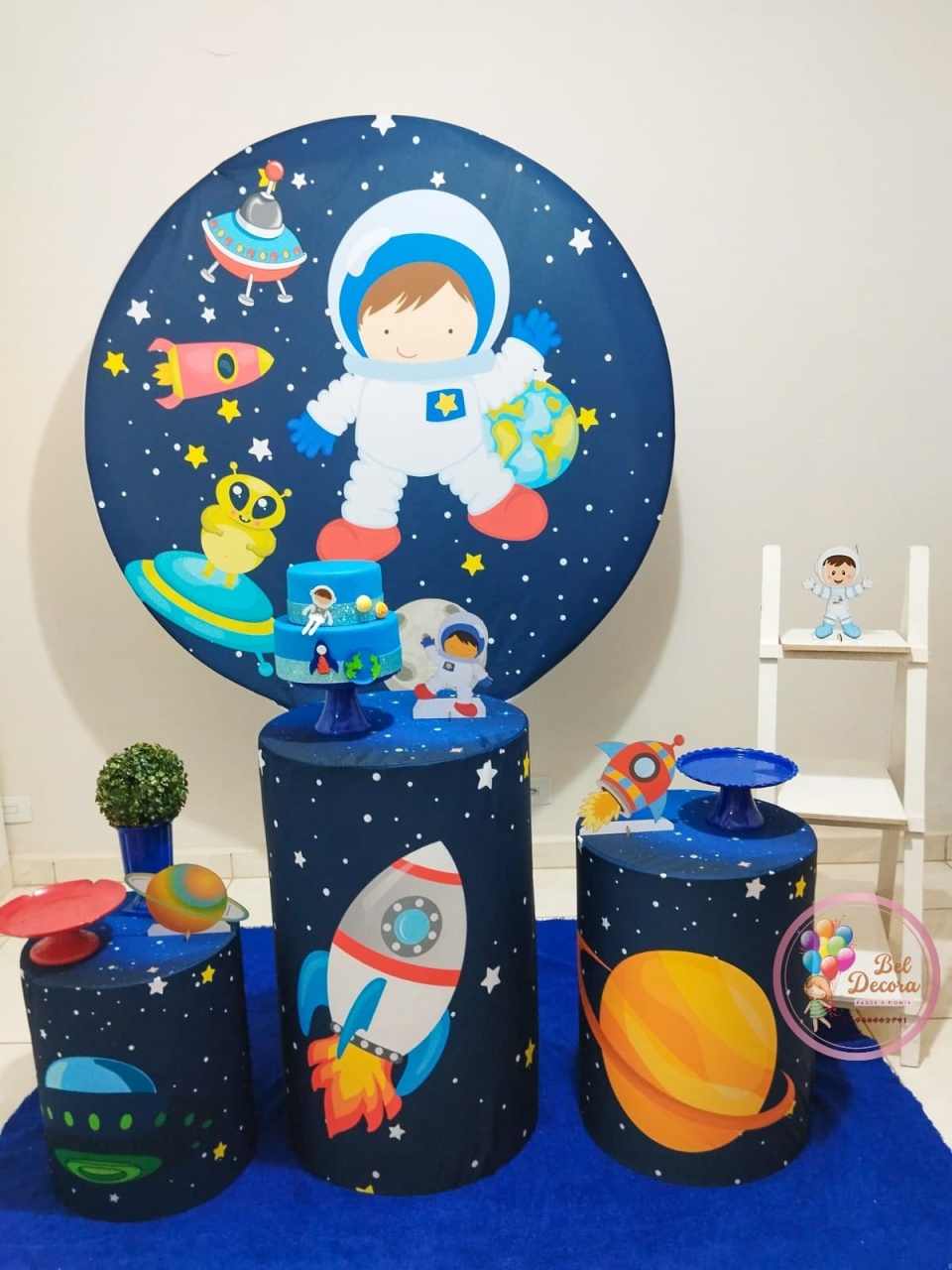 Kit Astronauta Com Escada - Bel Decora Pegue e Monte