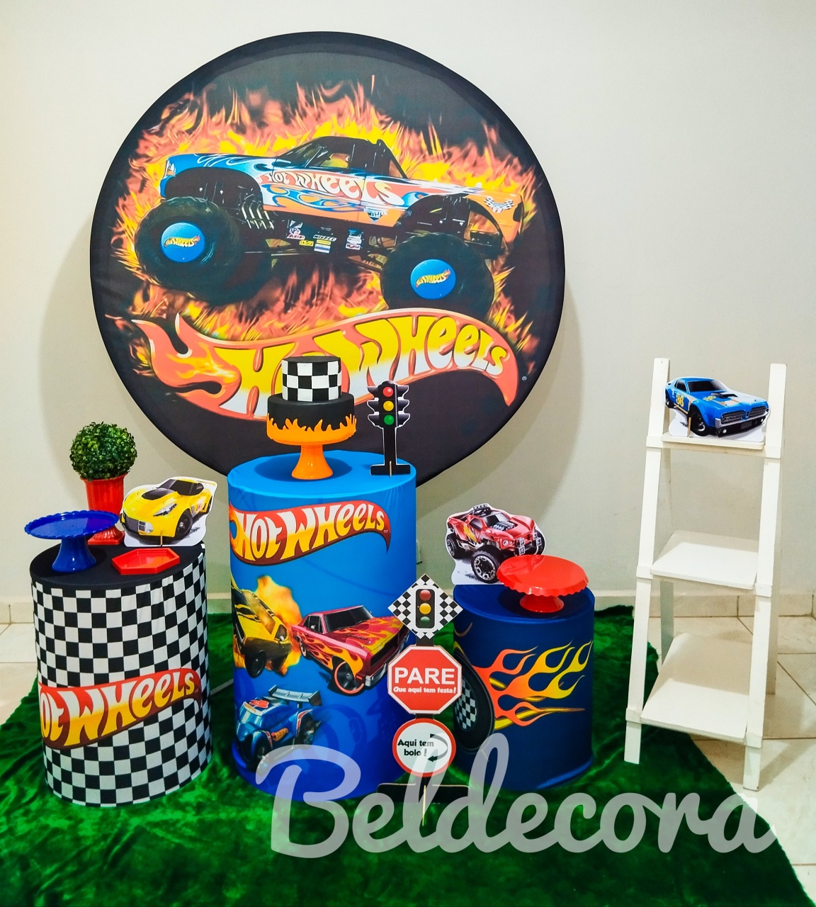 Hot Wheels Com Escada - Bel Decora Pegue e Monte