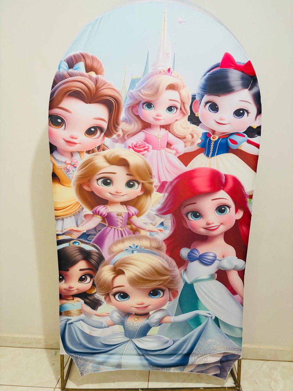 Capa Painel Romano Princesas Cute - Bel Decora Pegue e Monte