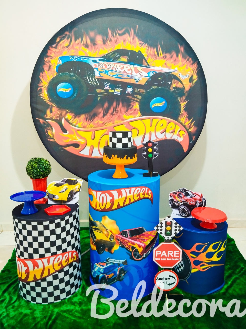 Hot Wheels Bronze - Bel Decora Pegue e Monte
