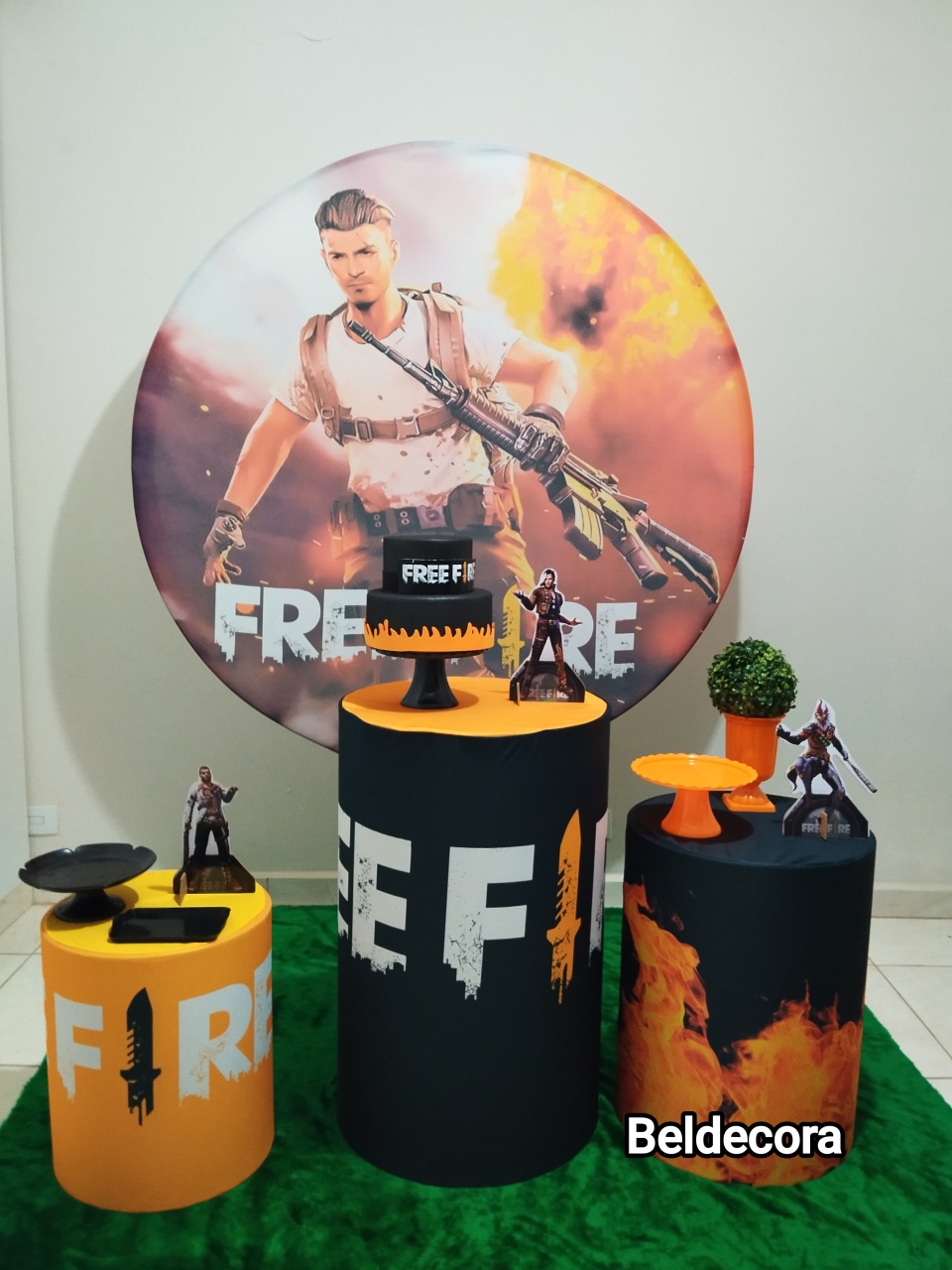 Kit Free Fire Bronze - Bel Decora Pegue e Monte