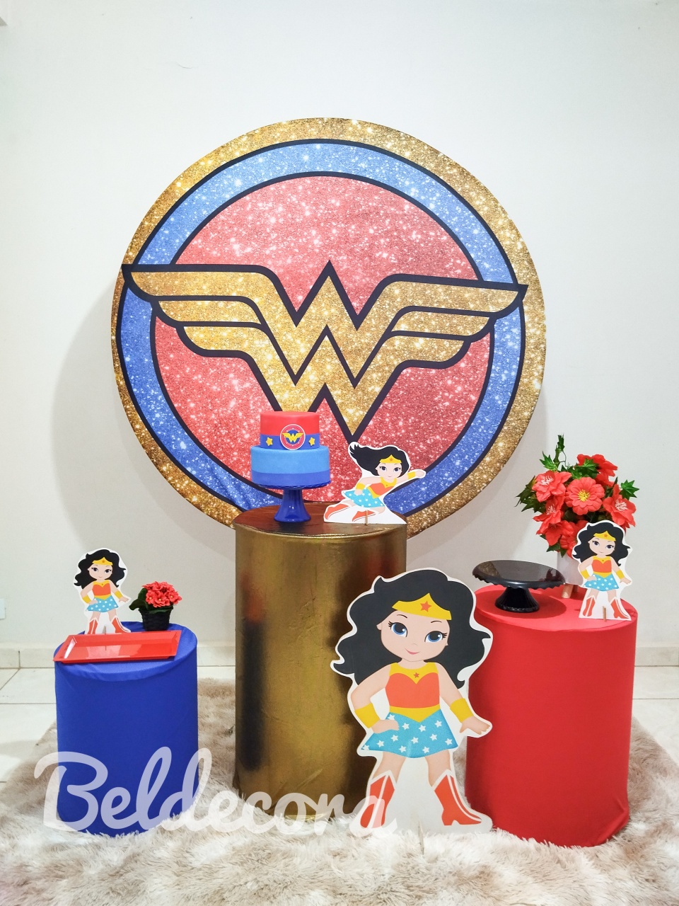 Mulher Maravilha Bronze - Bel Decora Pegue e Monte
