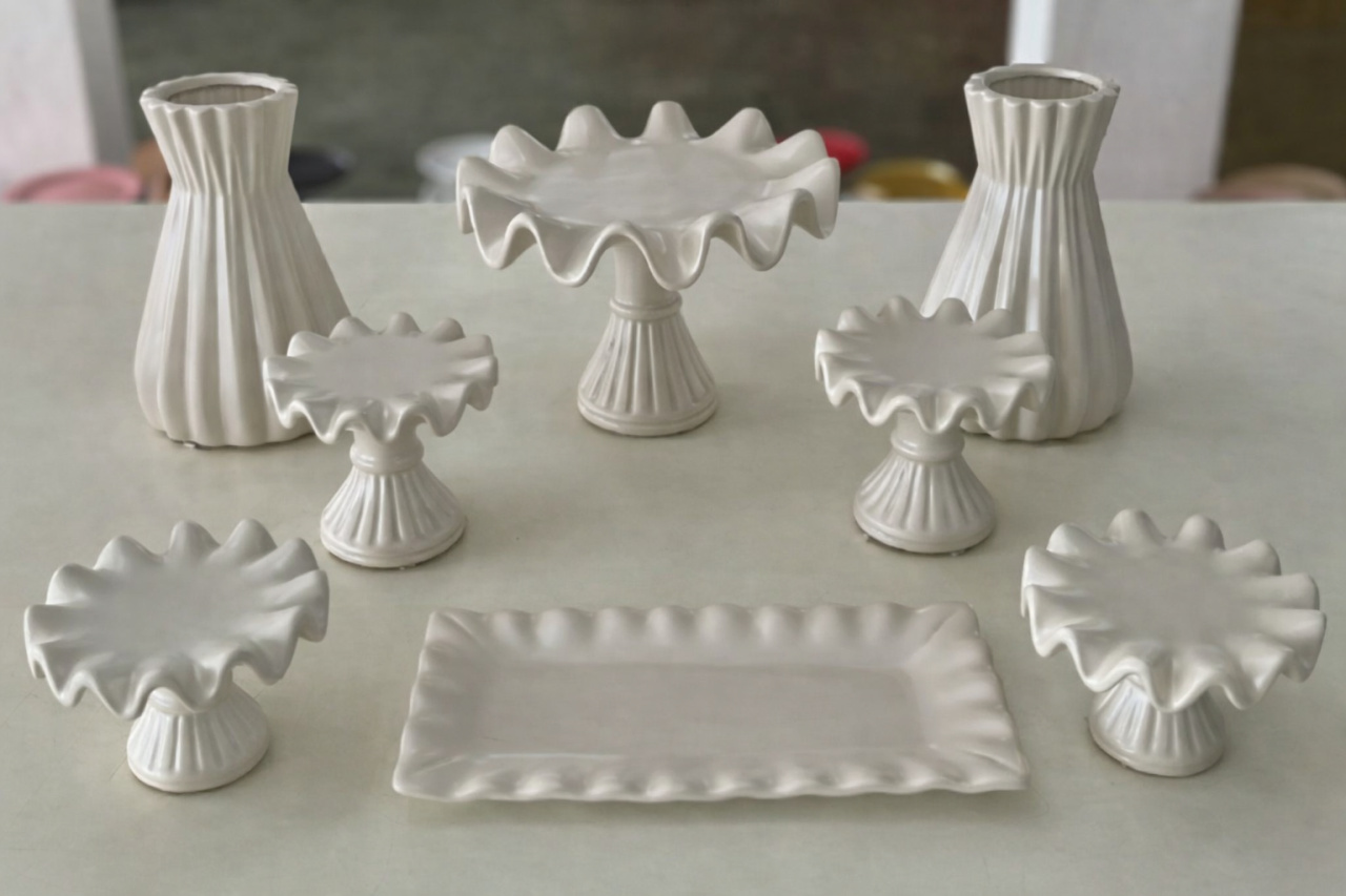 Kit Provençal Cerâmica Branco Perolado - KC Artigos para Festas e Decorações 