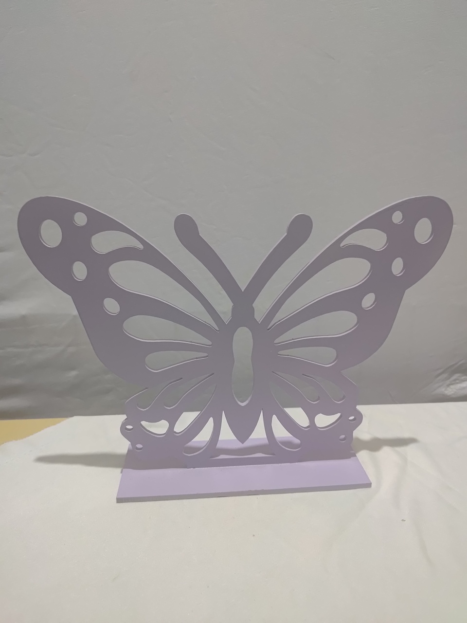 Borboleta Lilás Vazada - Mimi Decorações