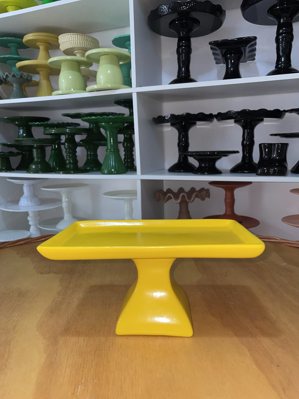 Suporte R Amarelo - Zurisbrb