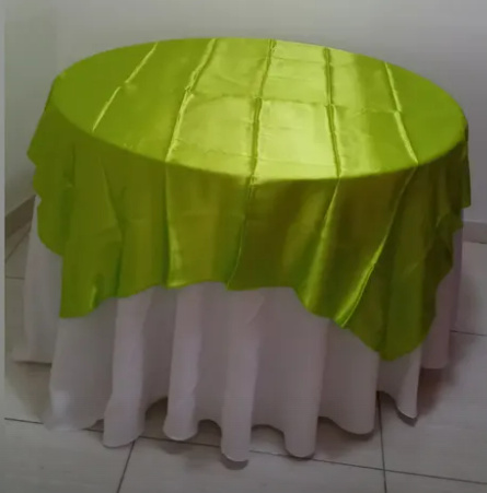 Toalha de Sobrepor Cetim Verde Limão - Zurisbrb