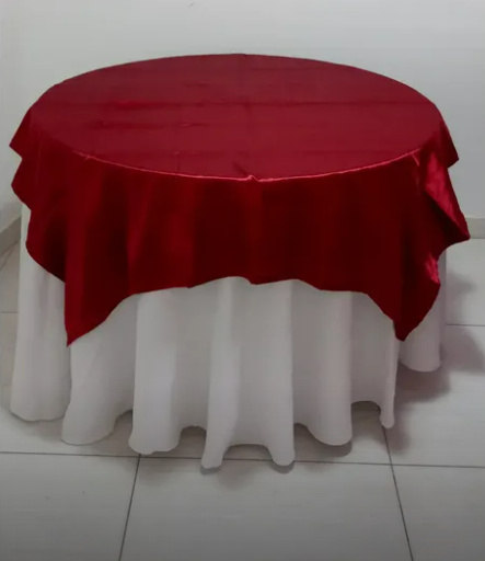 Toalha de Sobrepor Cetim Vermelho - Zurisbrb
