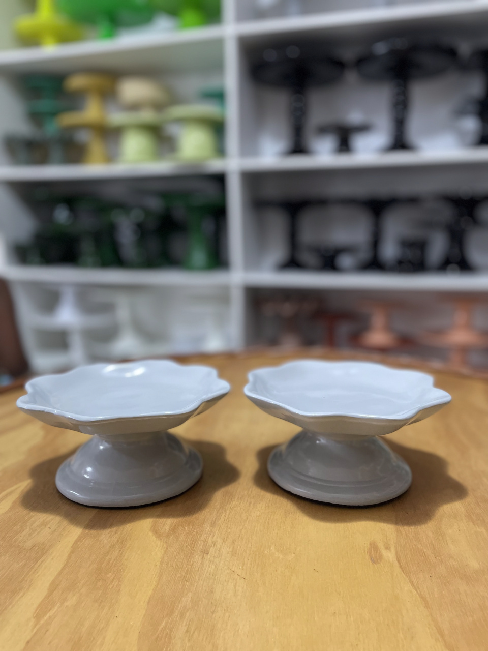 Suportes Flor Cinza - Zurisbrb