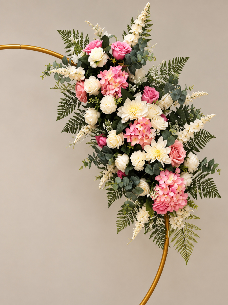 Arranjo Aéreo 60Cm - Fábrica de Emoções Locações
