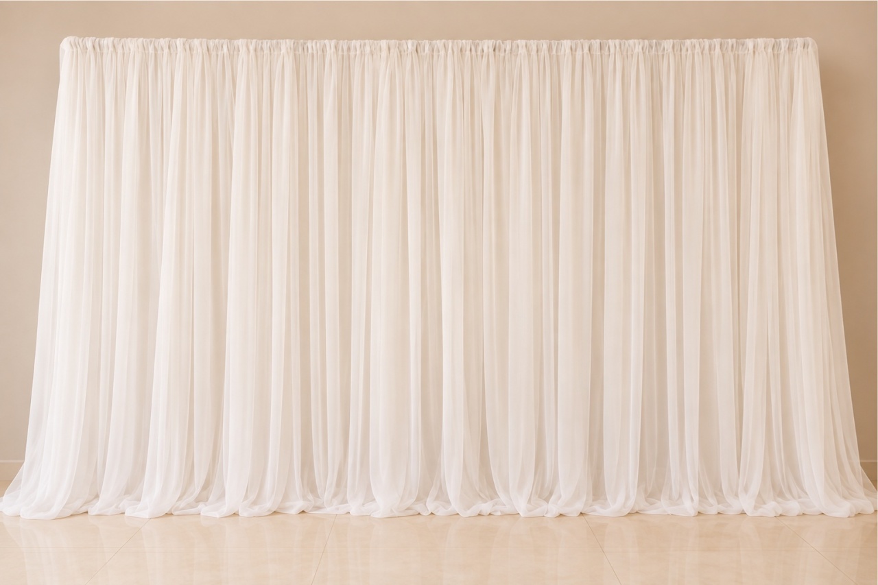 Painel de Voil Com Estrutura 3 M - Fábrica de Emoções Locações