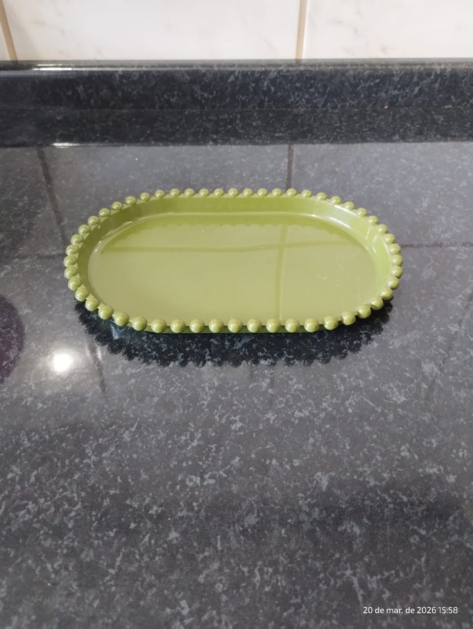 Bandeja Rasa de Plástico Verde Oliva - Amiga Festeira Decorações 
