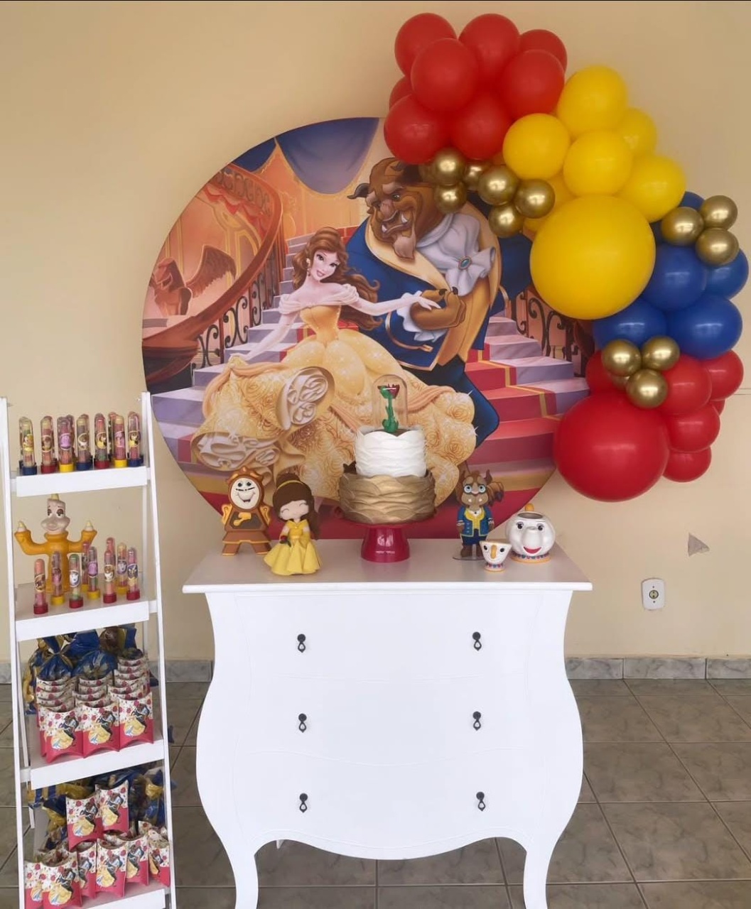 Bela E A Fera Pegue Monte 02 - Amiga Festeira Decorações 