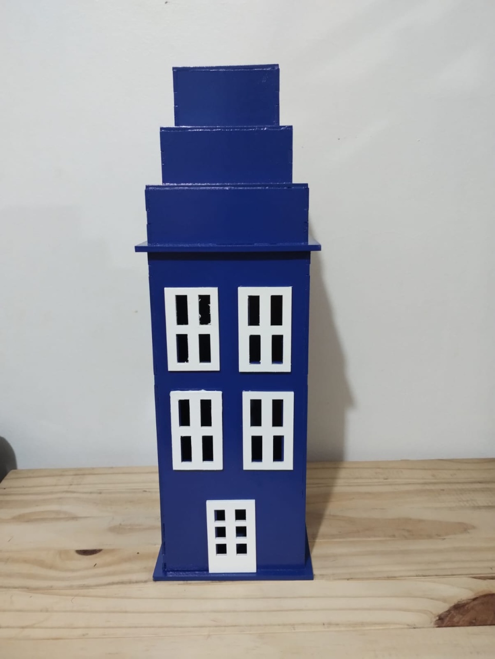 Prédio Decorativo Azul de Mdf - Amiga Festeira Decorações 