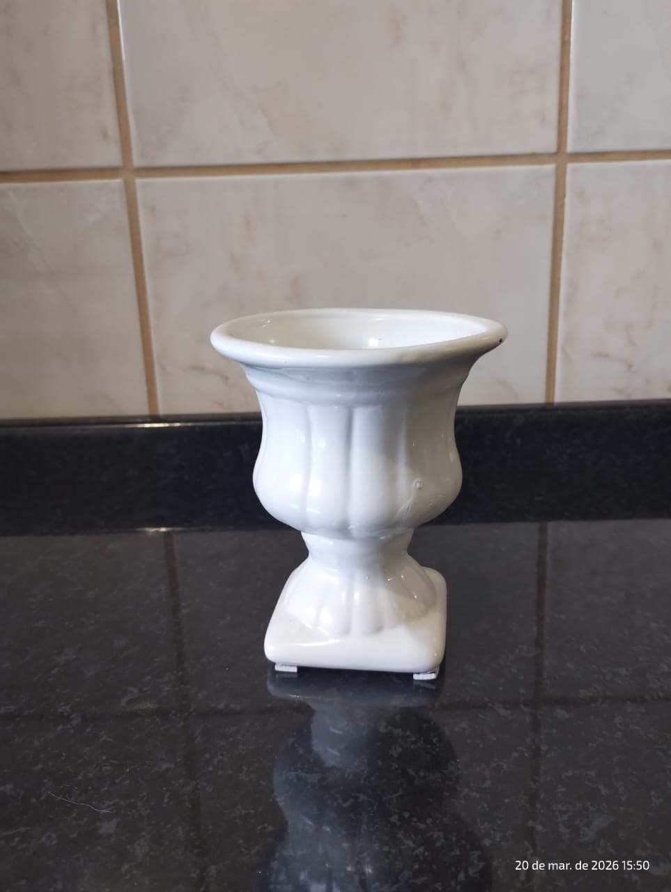 Vaso Branco de Cerâmica Mini - Amiga Festeira Decorações 