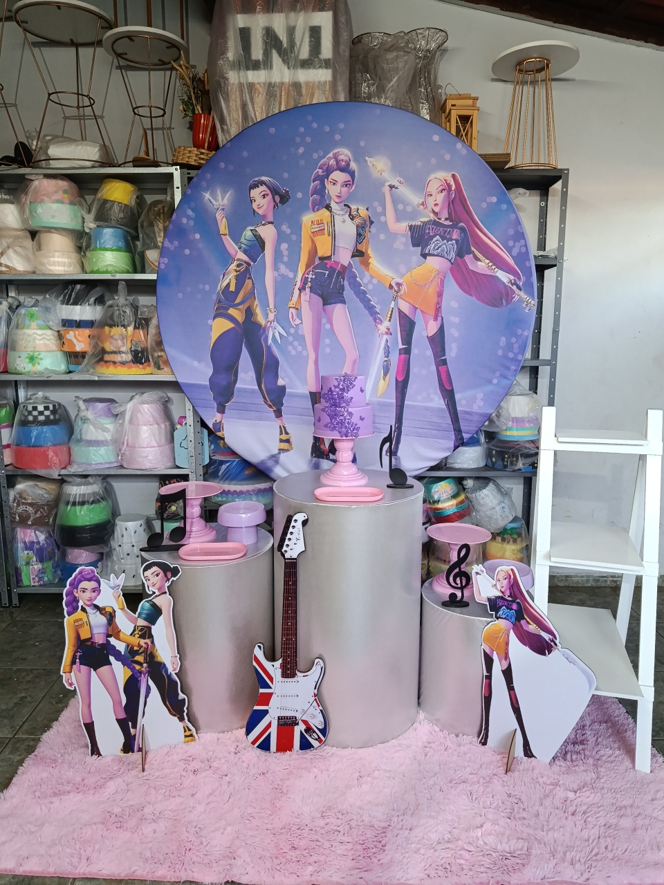 Guerreiras Do Kpop Com Capa Prata - Amiga Festeira Decorações 