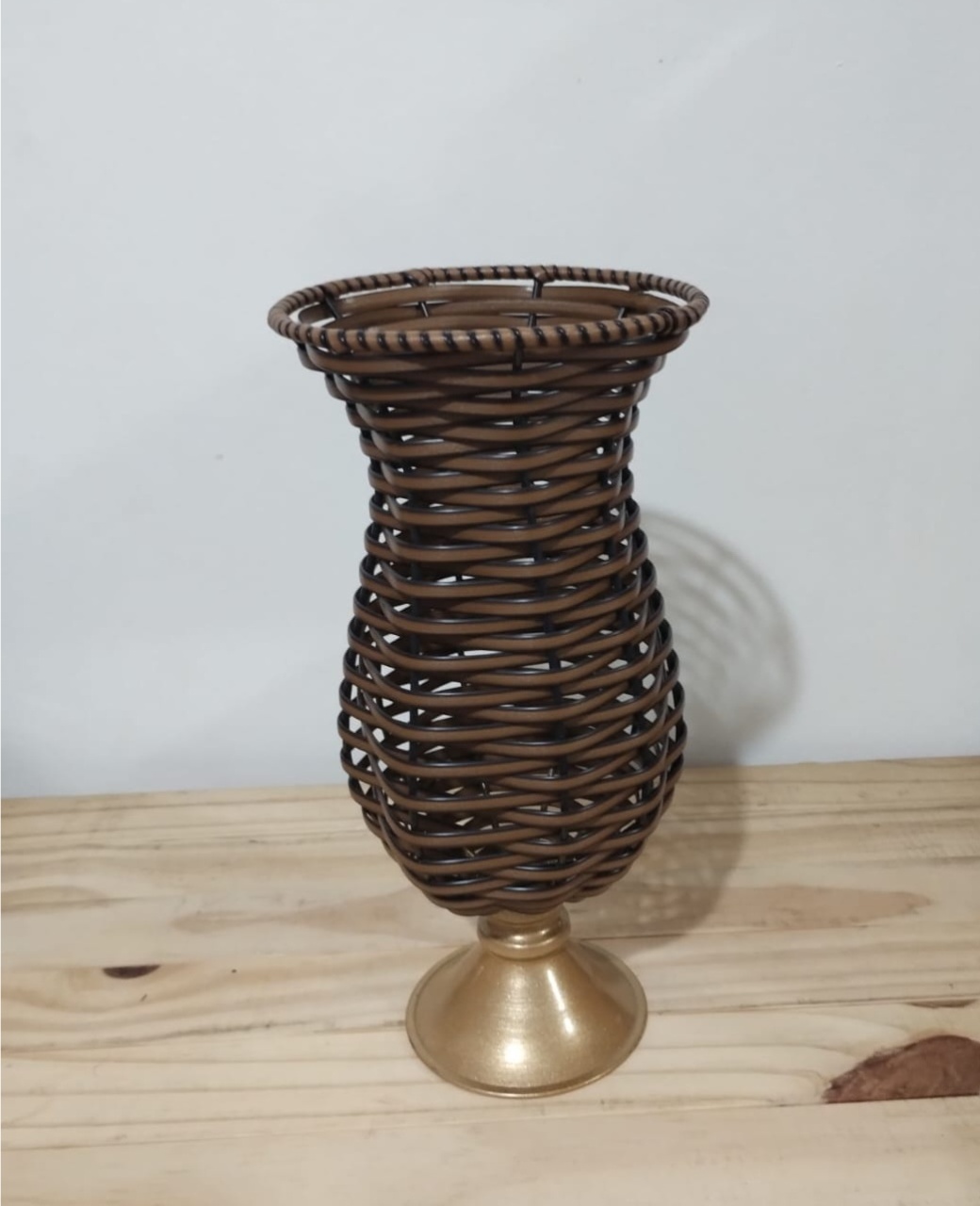 Vaso de Vime - Amiga Festeira Decorações 